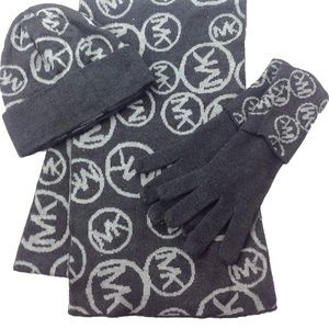 Brand New* Michael Kors scarf hat glove set